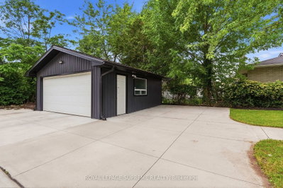 24 Alexandra Boulevard • St. Catharines, ON photo 5