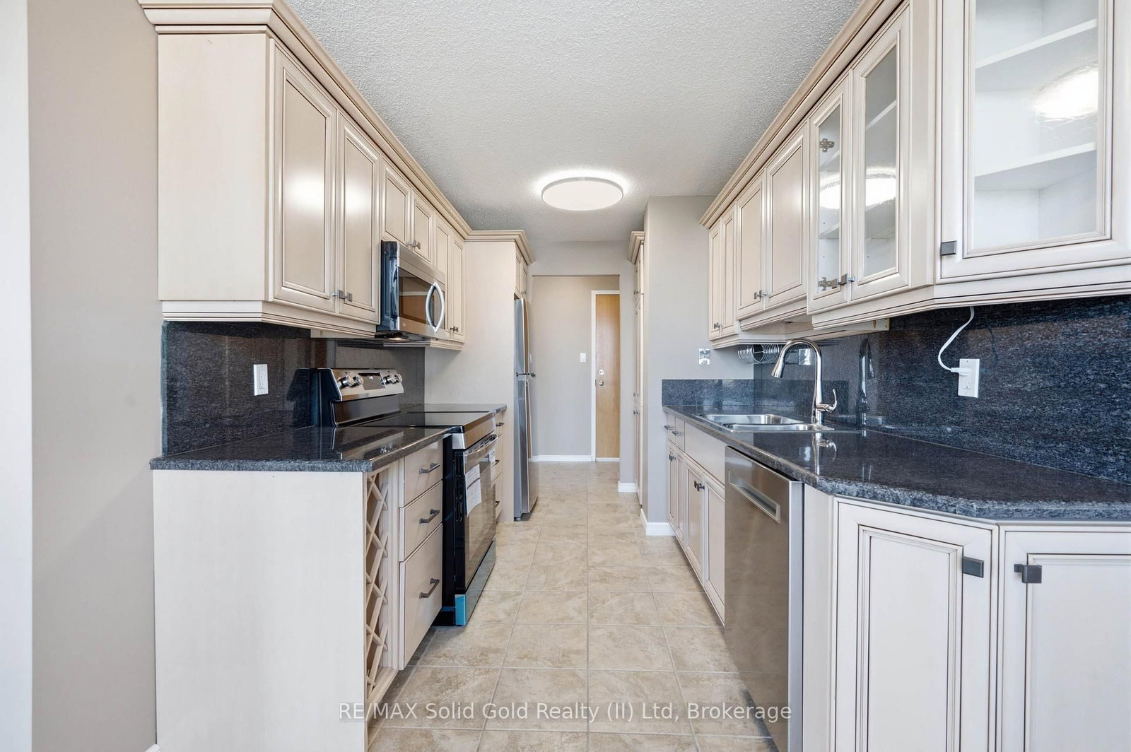 55 Blue Springs Drive • #611 • Waterloo, ON photo 11