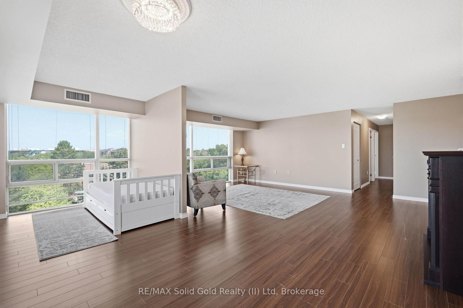 55 Blue Springs Drive • #611 • Waterloo, ON photo 14