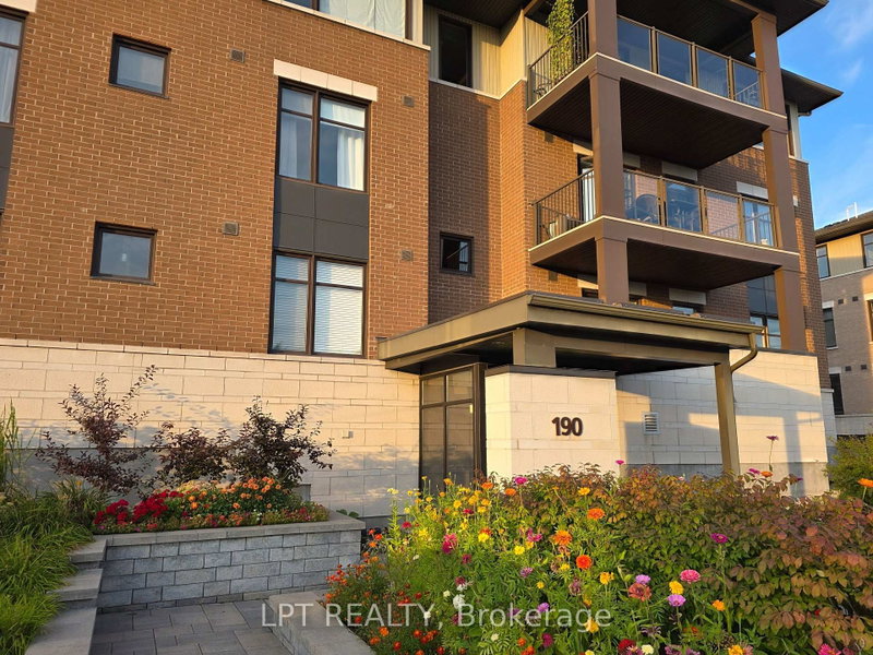 203 - 190 GUELPH Private