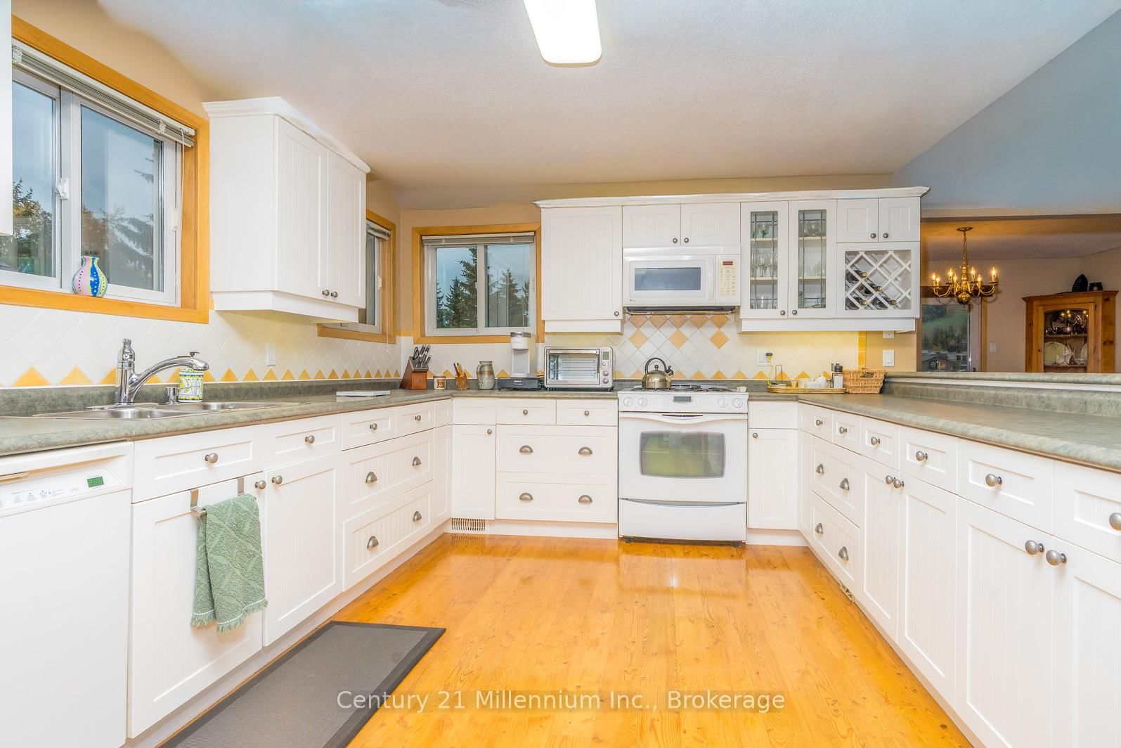130 Pioneer Lane • Blue Mountains, ON photo 14