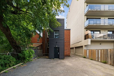 331 Flora Street • Ottawa, ON photo 4