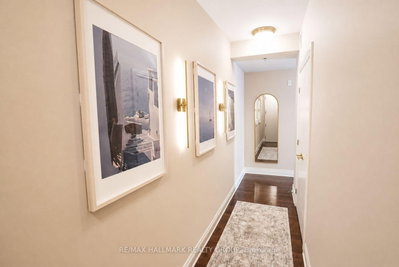 323 Winona Avenue • #108 • Ottawa, ON photo 4