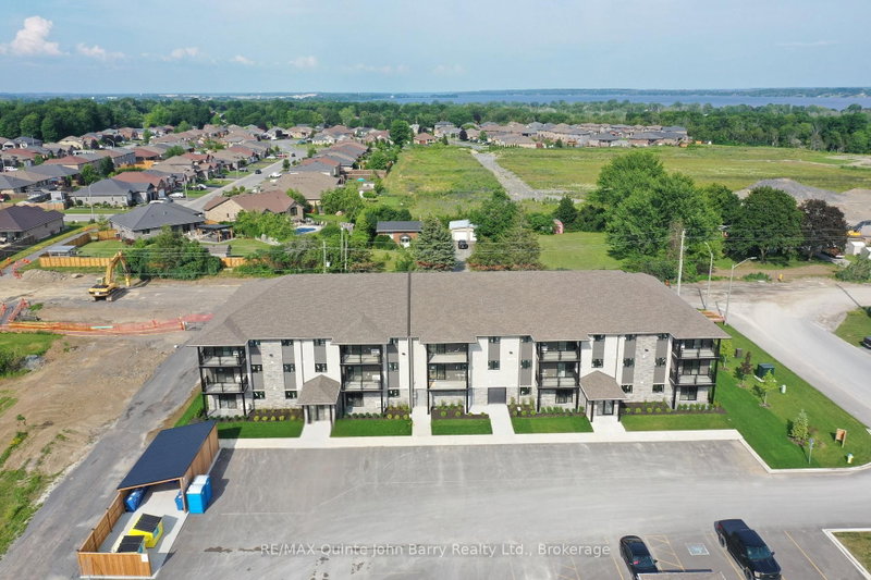 206-10 Hillside Meadow Drive