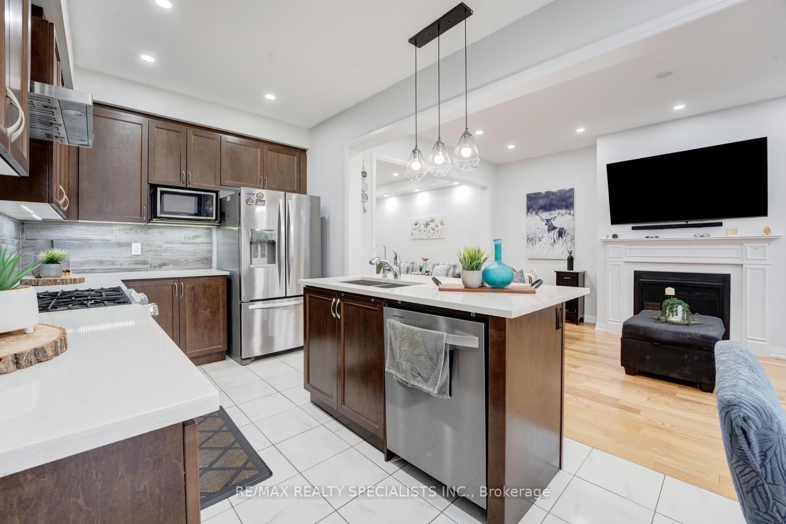 908 Sobeski Avenue • Woodstock, ON photo 22
