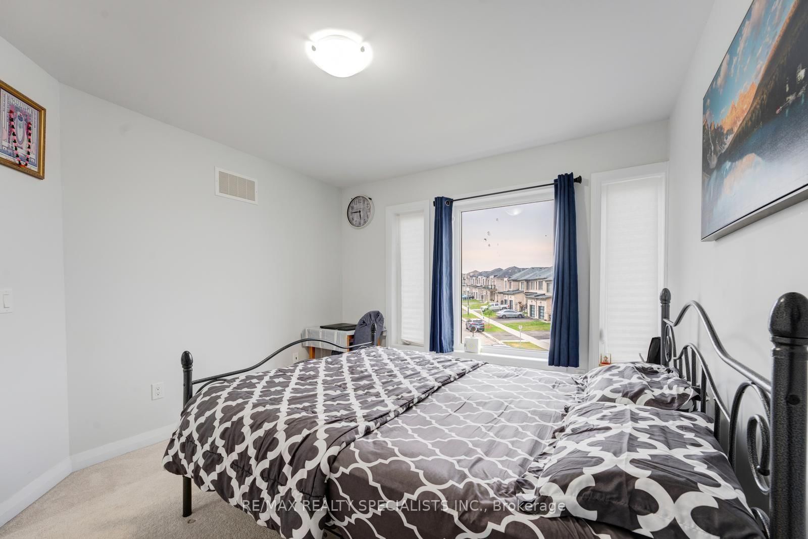 908 Sobeski Avenue • Woodstock, ON photo 33