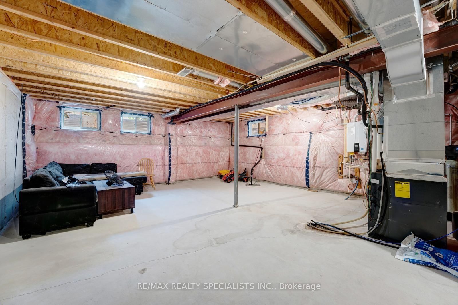 908 Sobeski Avenue • Woodstock, ON photo 46