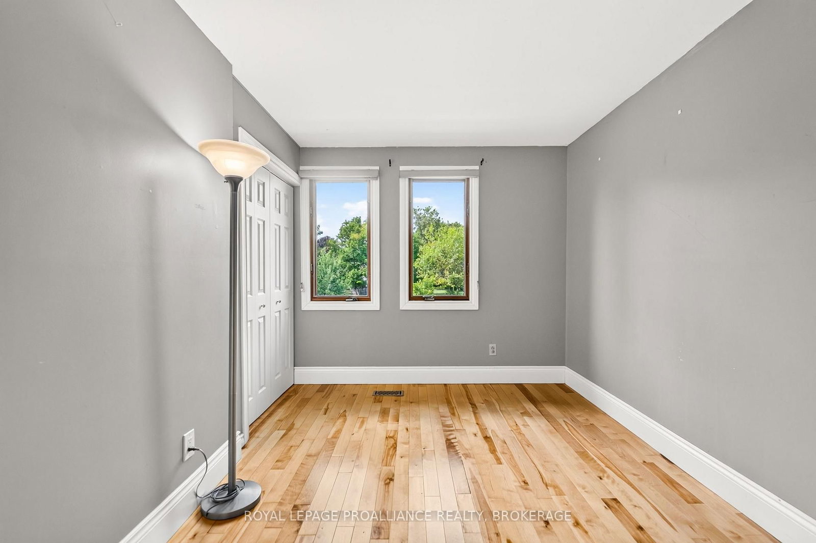 812 Lancaster Drive • Kingston, ON photo 25