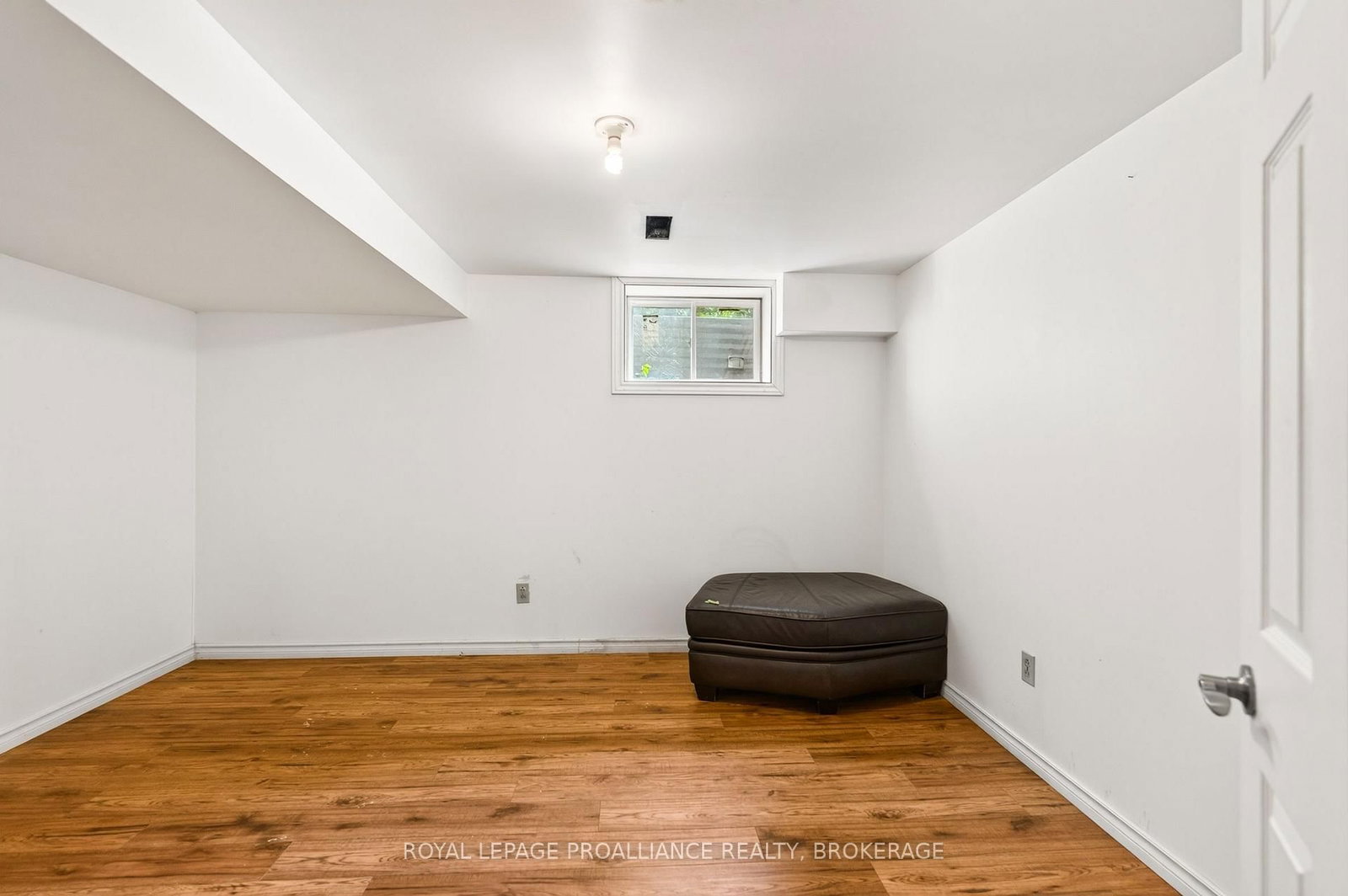 812 Lancaster Drive • Kingston, ON photo 30
