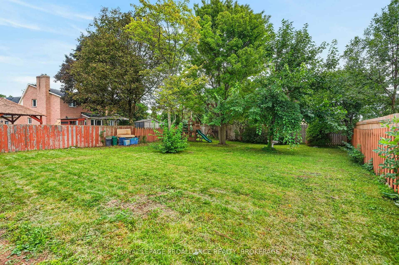 812 Lancaster Drive • Kingston, ON photo 37