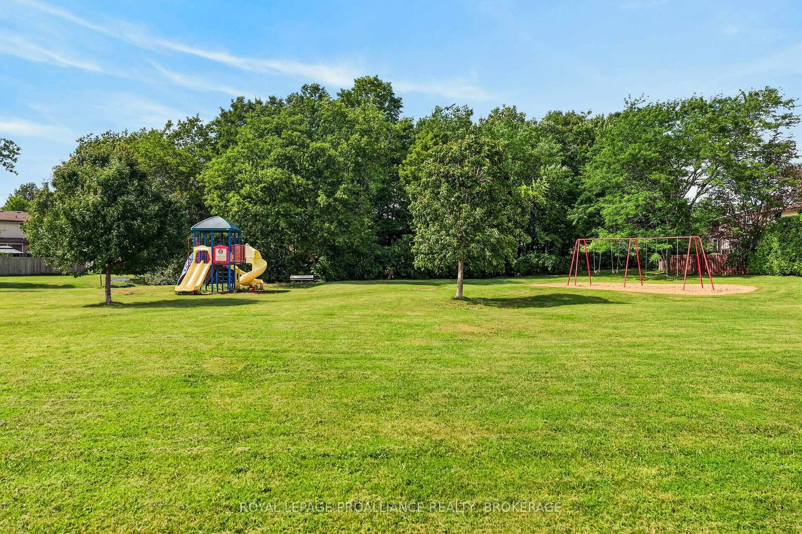 812 Lancaster Drive • Kingston, ON photo 41
