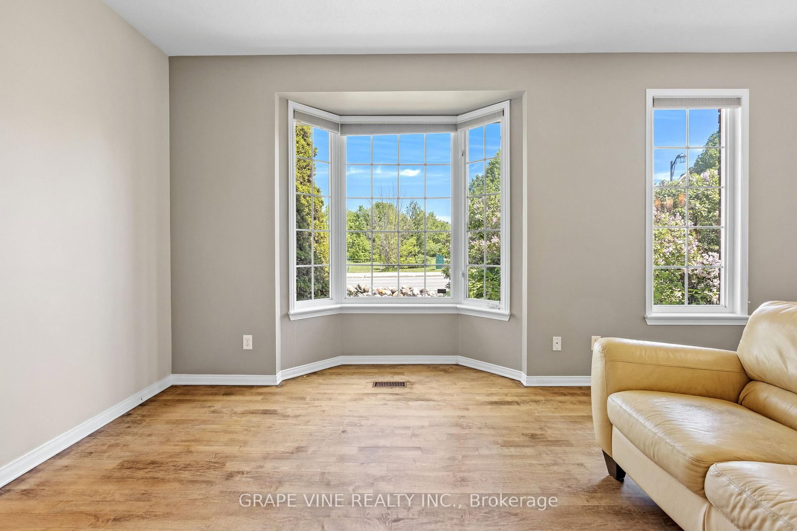 201 Ramelton Private • Ottawa, ON photo 12