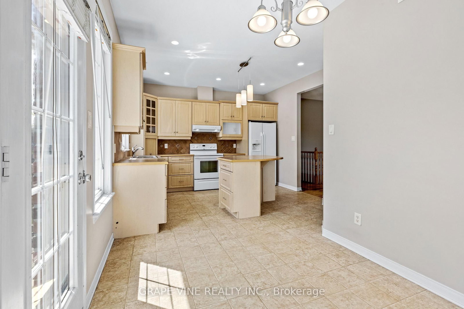 201 Ramelton Private • Ottawa, ON photo 17