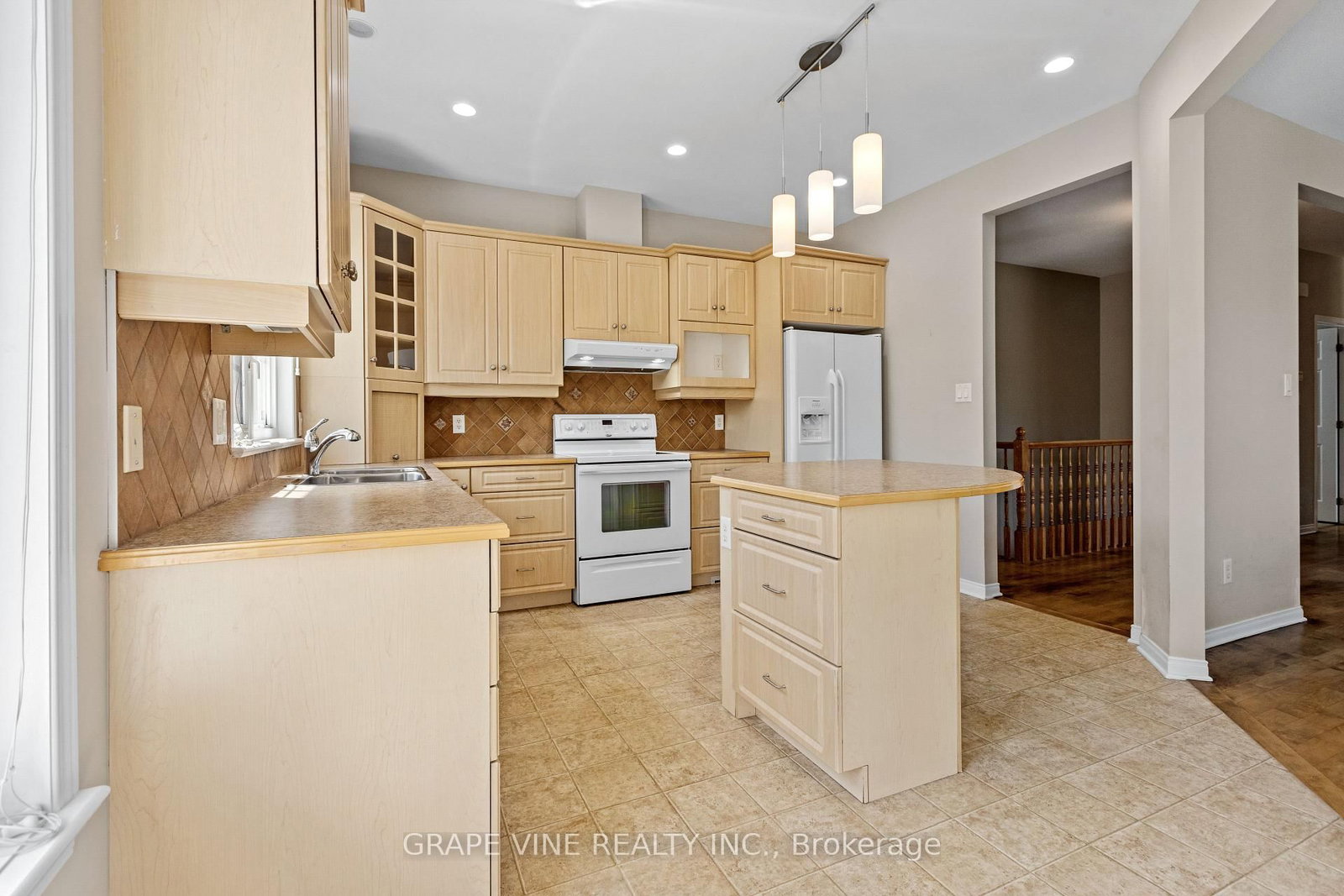 201 Ramelton Private • Ottawa, ON photo 21