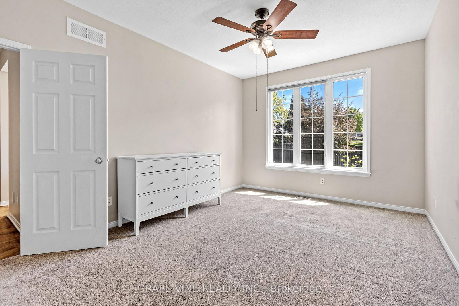 201 Ramelton Private • Ottawa, ON photo 25