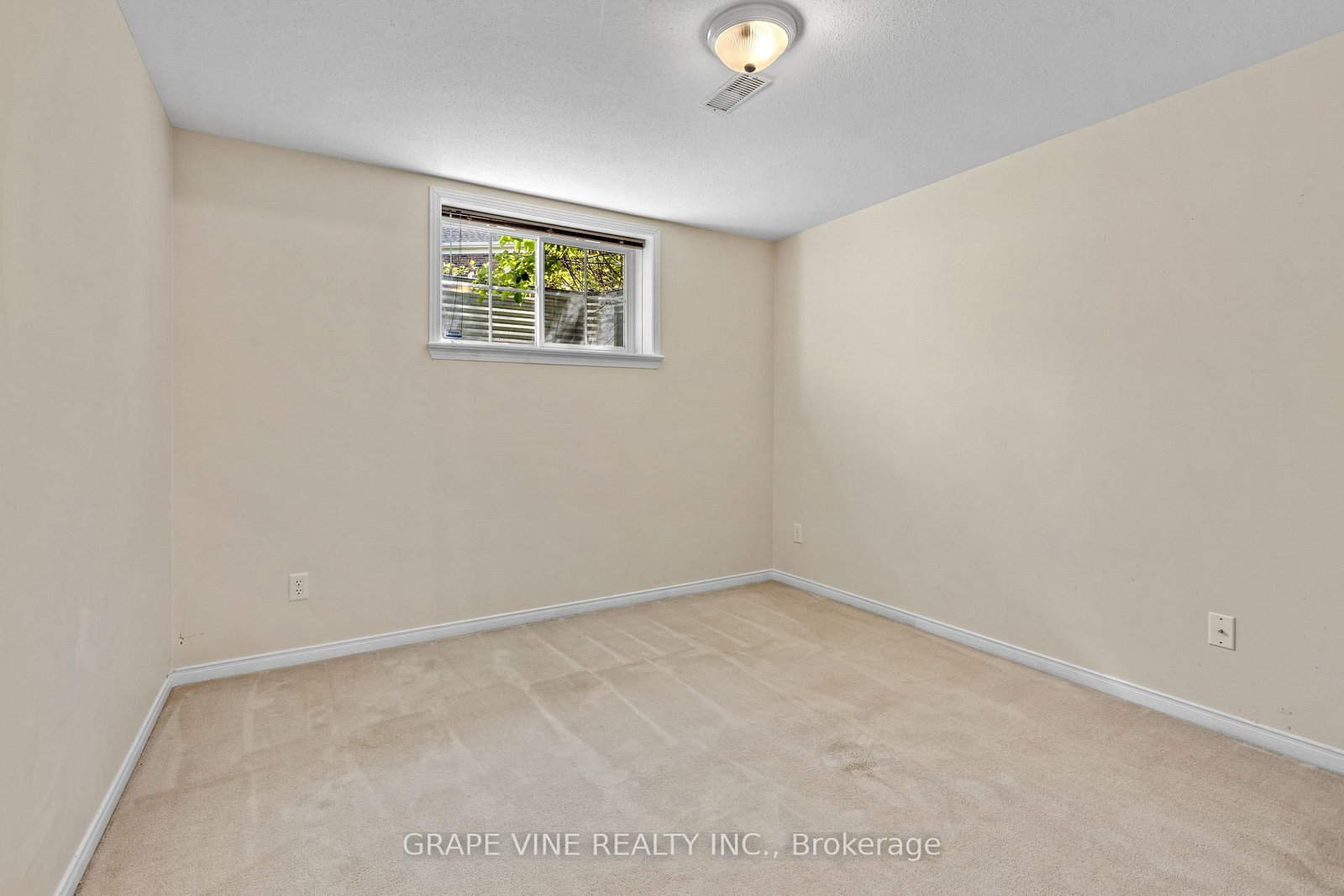 201 Ramelton Private • Ottawa, ON photo 36
