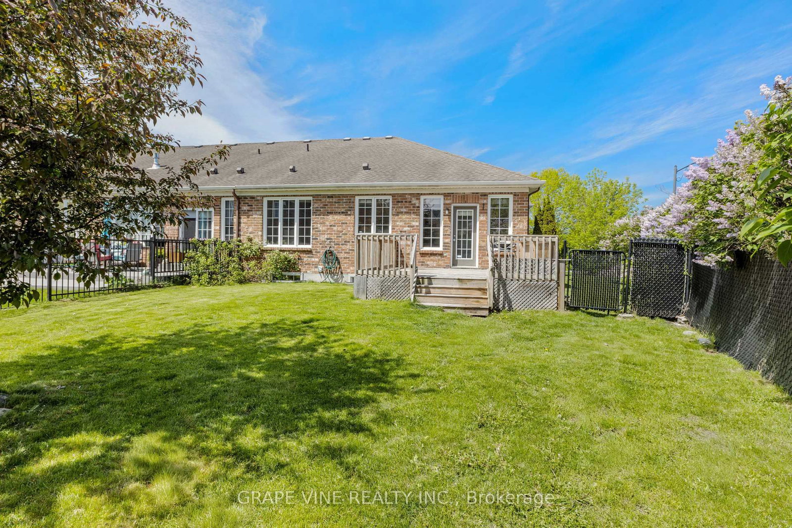 201 Ramelton Private • Ottawa, ON photo 39