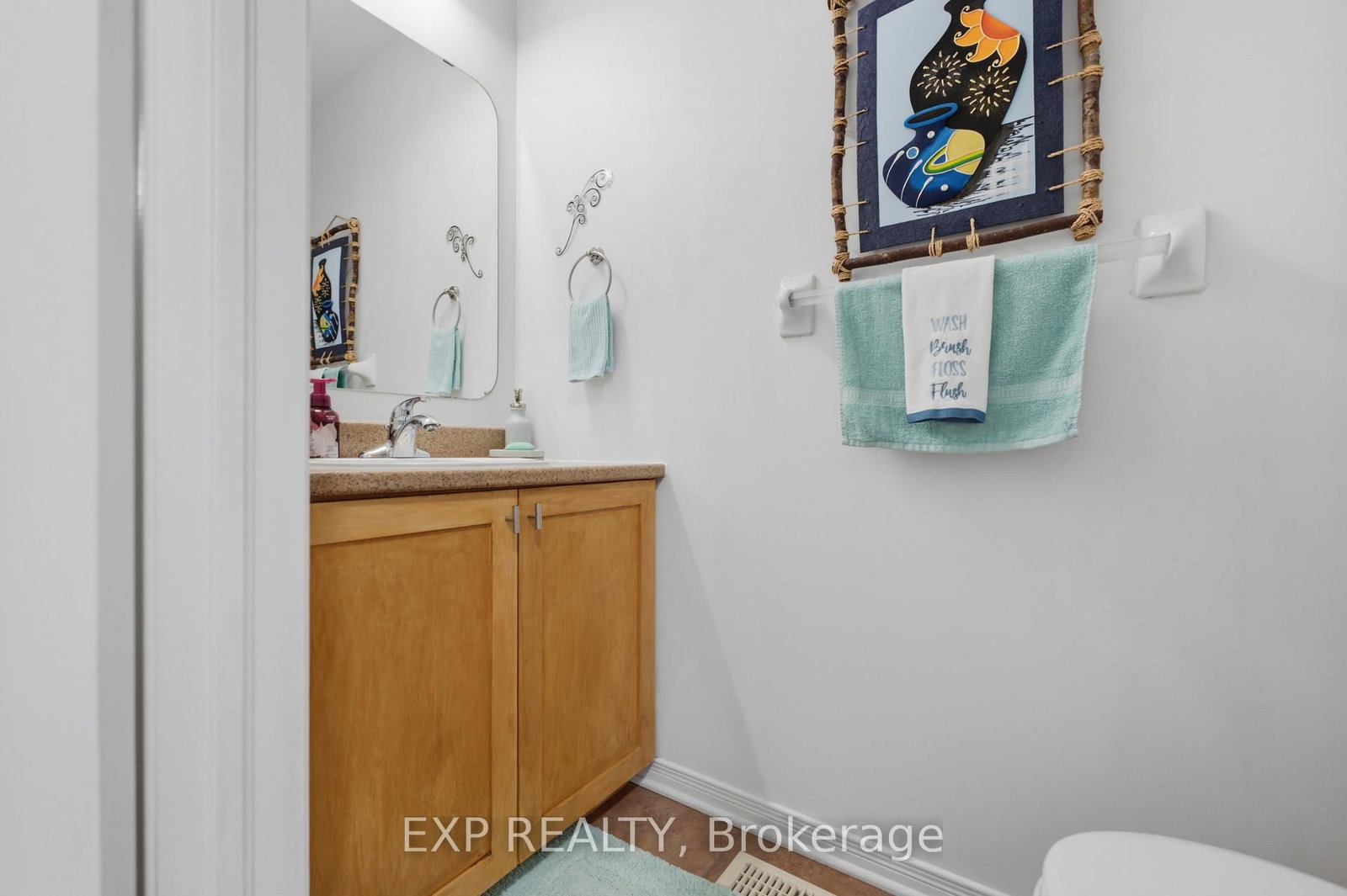 184 Berrigan Drive • Ottawa, ON photo 8