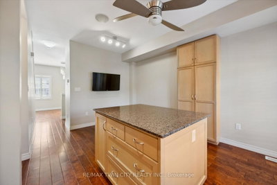 4 Cheltenham Mews • Kitchener, ON photo 6