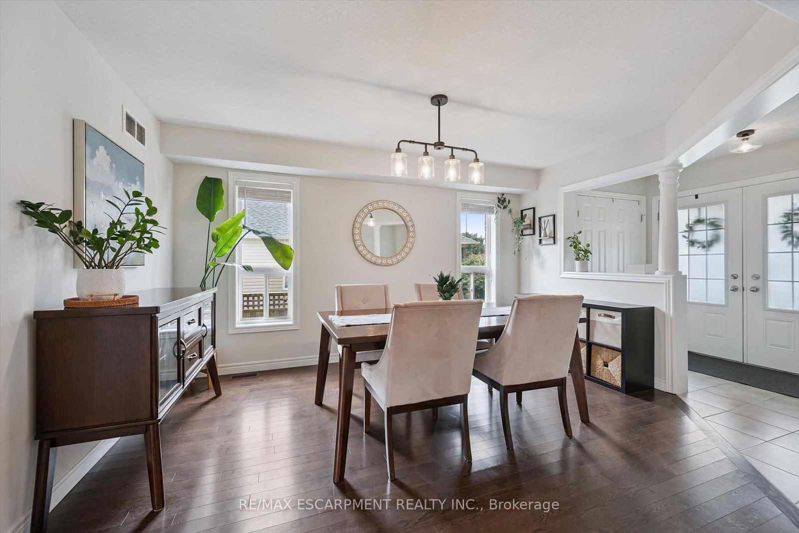 193 Hilltop Drive • North Dumfries, ON photo 6