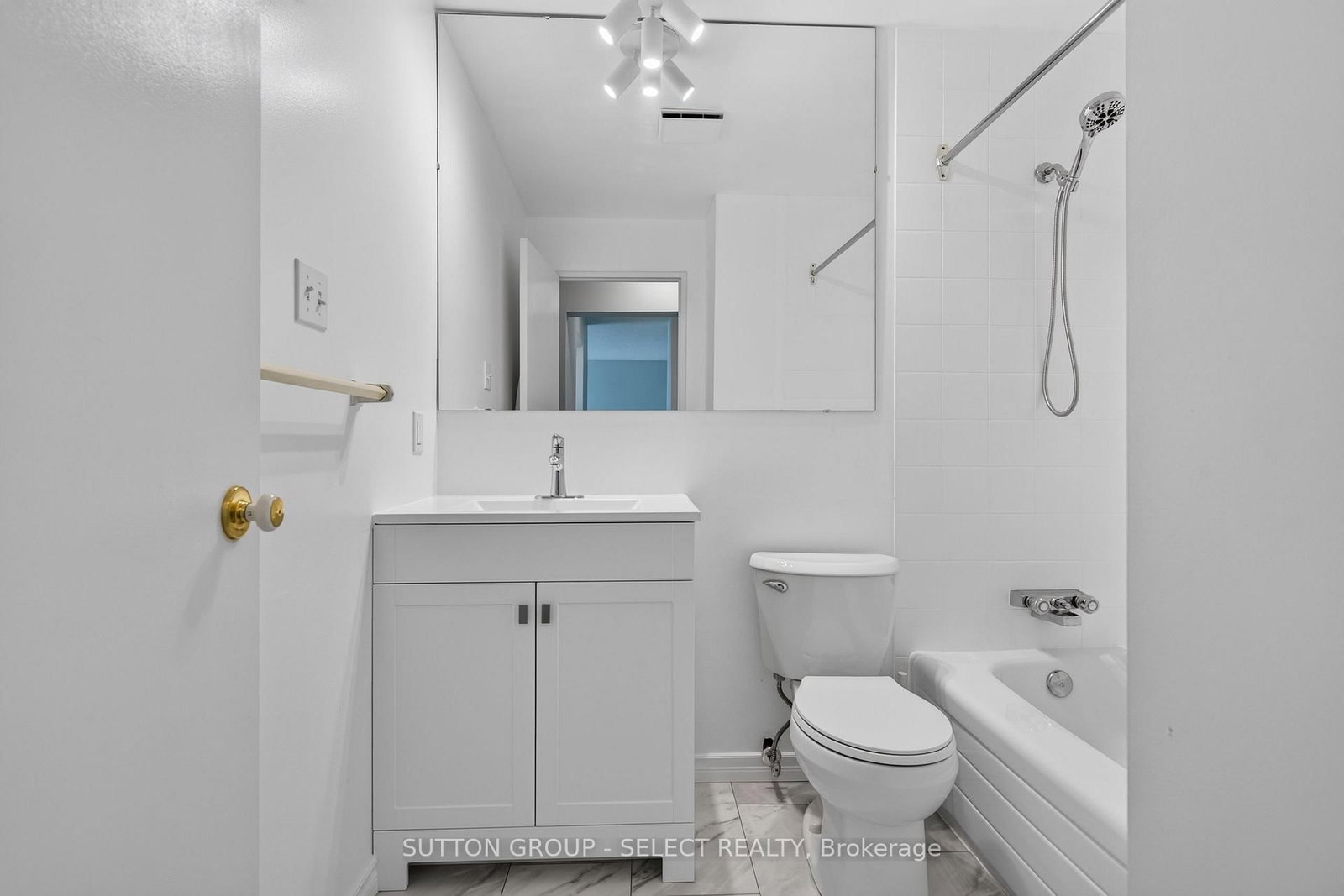 600 Grenfell Drive • #612 • London North, ON photo 21