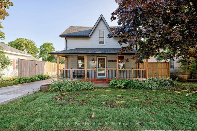 166 Goderich Street W