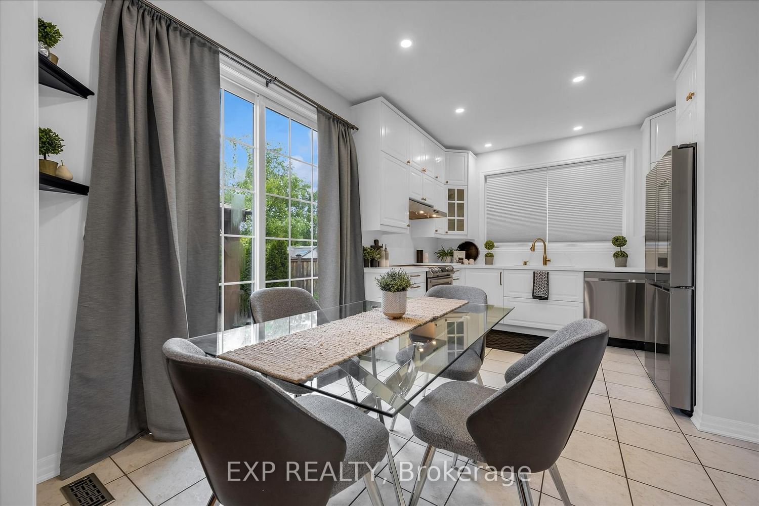 563 Fifty Road • Hamilton, ON photo 12