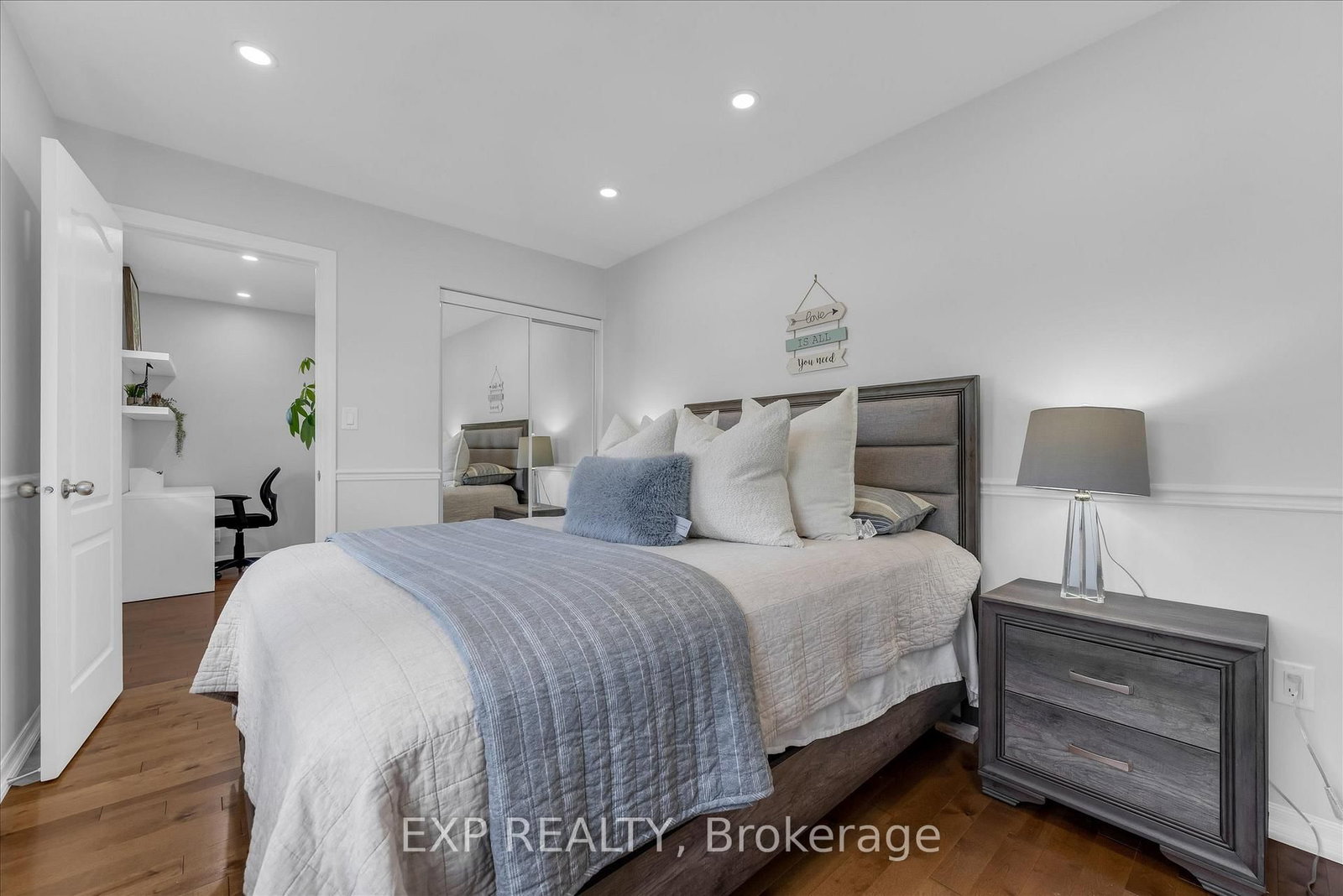 563 Fifty Road • Hamilton, ON photo 27