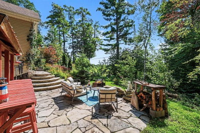 712 Flat Rapids Road • Arnprior, ON photo 4
