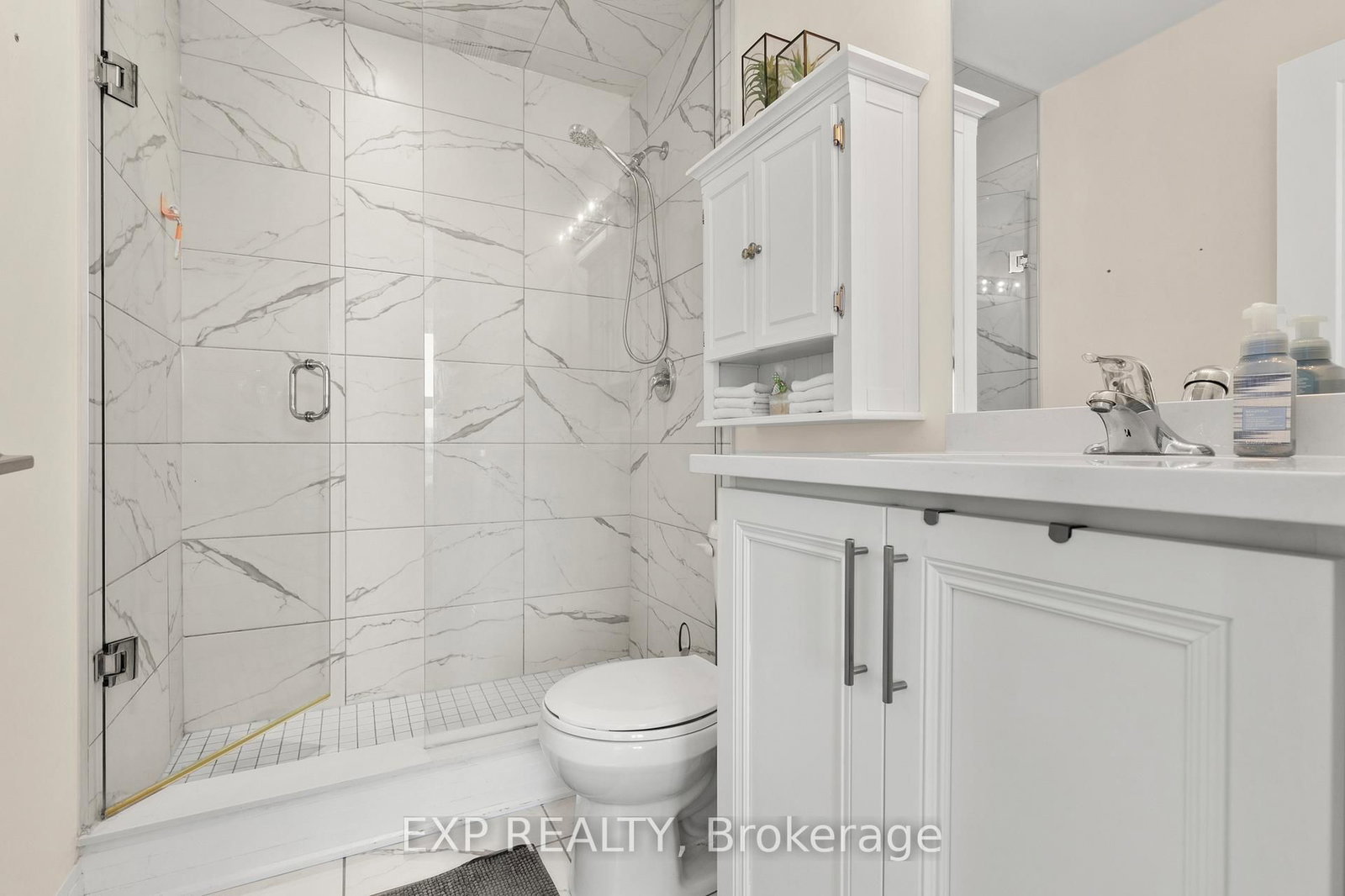 10 Concord Place • #209 • Grimsby, ON photo 8
