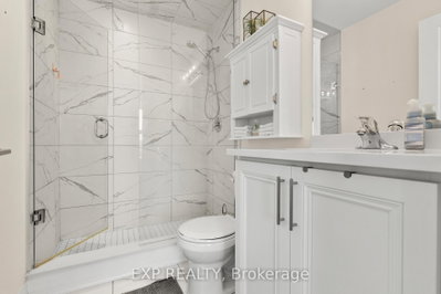 10 Concord Place • #209 • Grimsby, ON photo 8