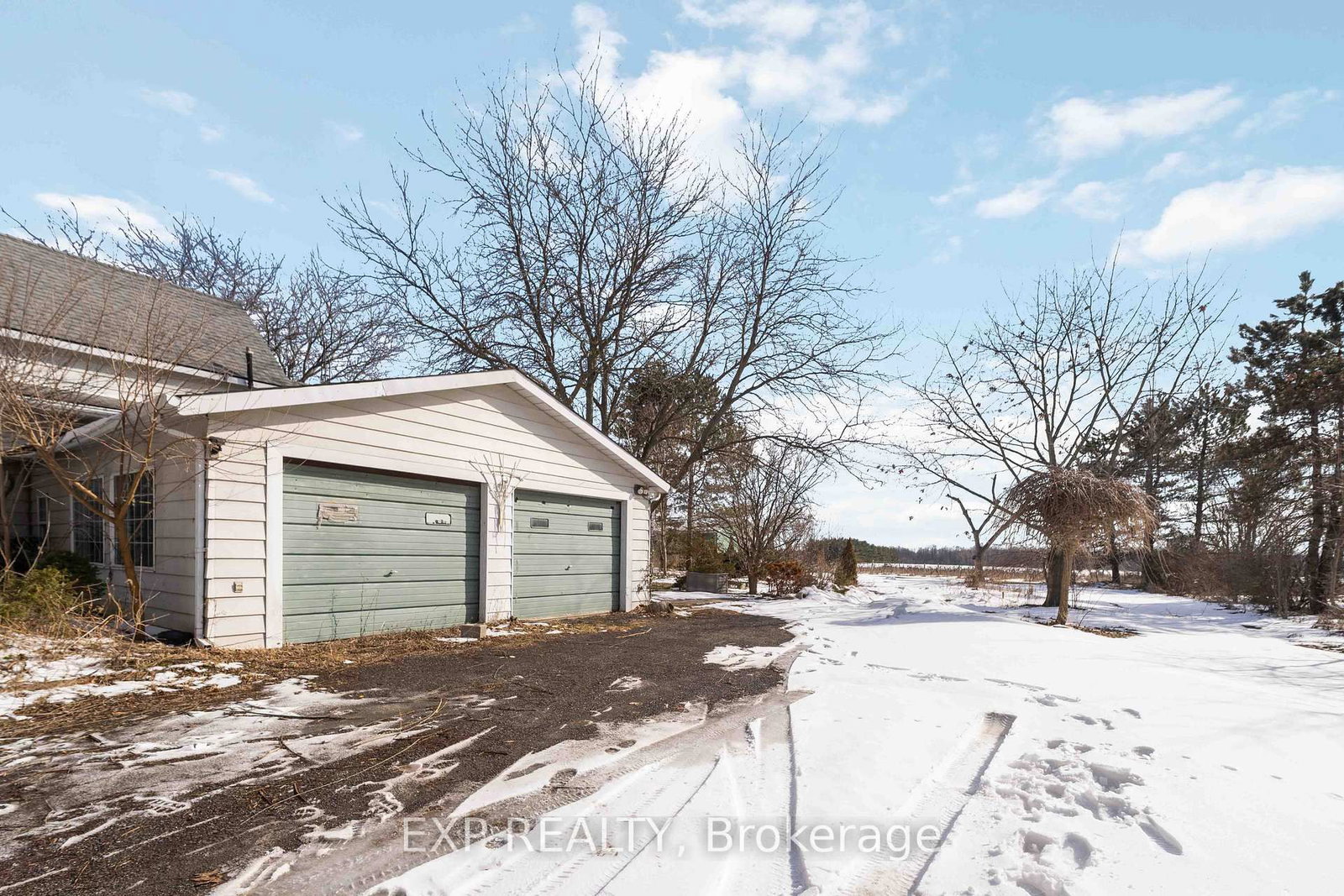 5378 Fly Road • Lincoln, ON photo 2