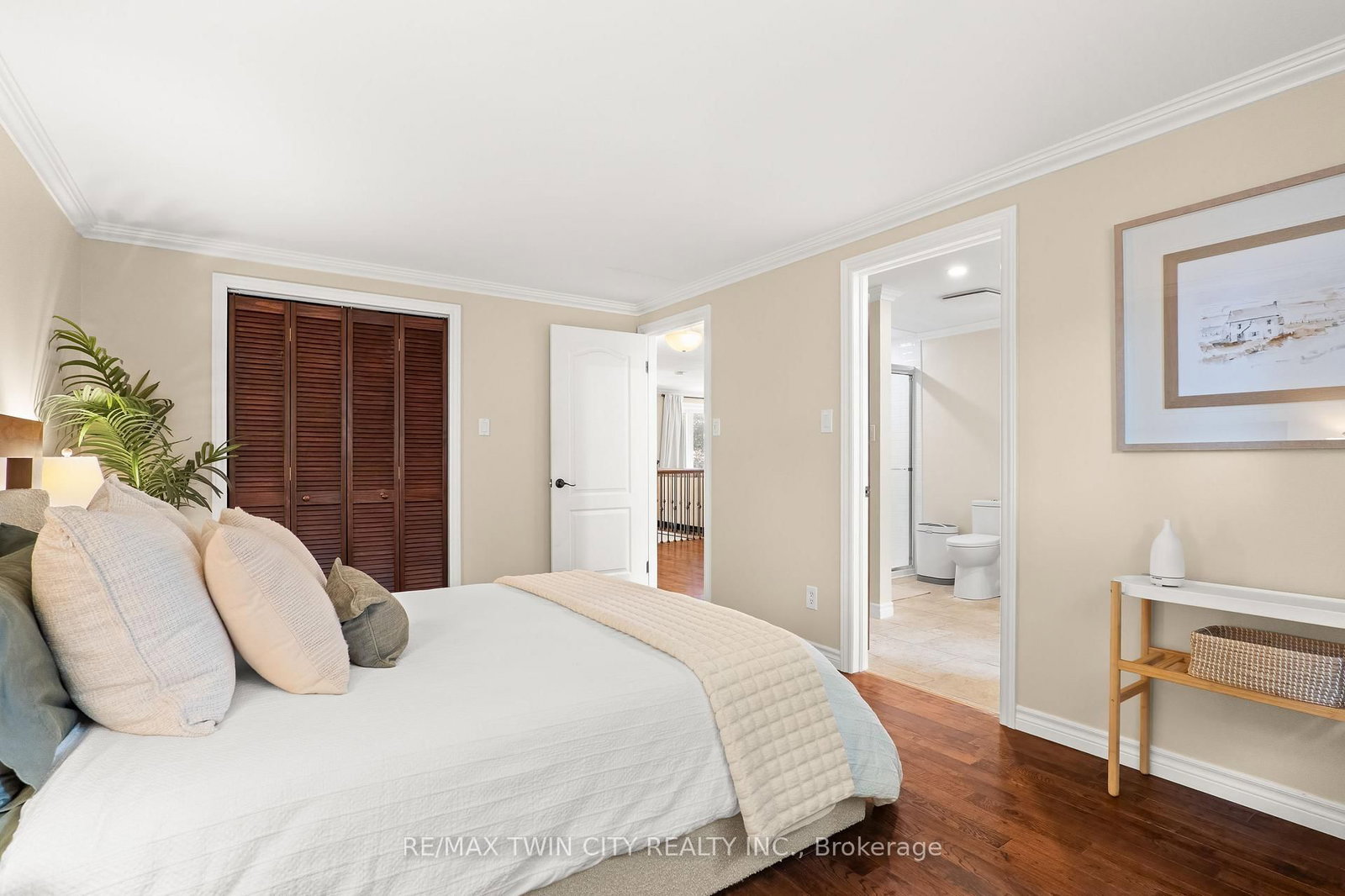 21 Golden Meadow Crescent • Kitchener, ON photo 19