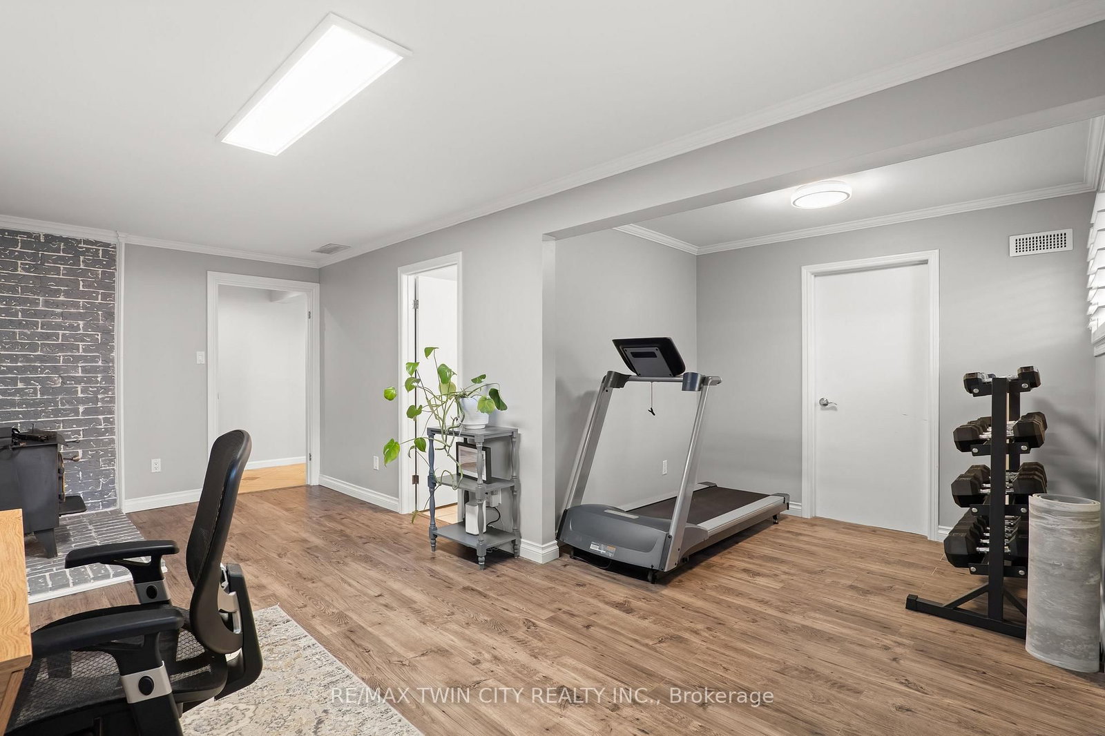 21 Golden Meadow Crescent • Kitchener, ON photo 25