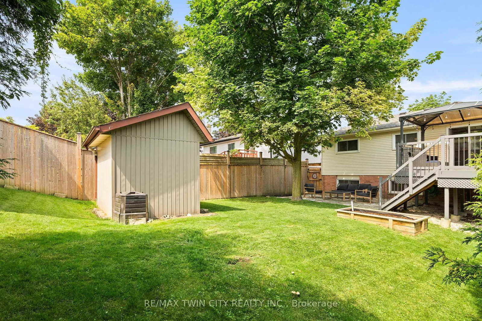 21 Golden Meadow Crescent • Kitchener, ON photo 35