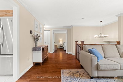 21 Golden Meadow Crescent • Kitchener, ON photo 9