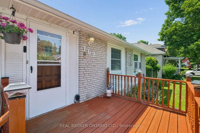 162 Tiffany Street • Cambridge, ON photo 2