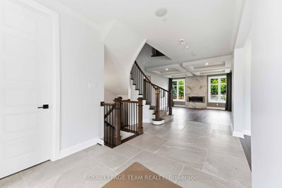 521 Bridgeport Avenue • Ottawa, ON photo 3