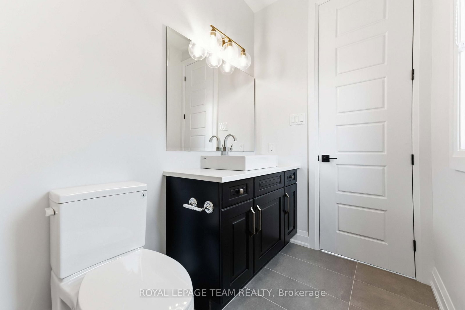 521 Bridgeport Avenue • Ottawa, ON photo 31