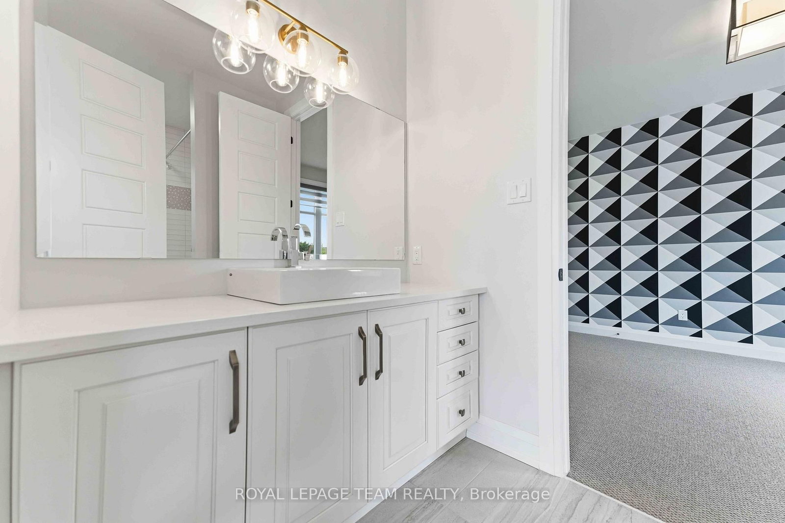 521 Bridgeport Avenue • Ottawa, ON photo 35