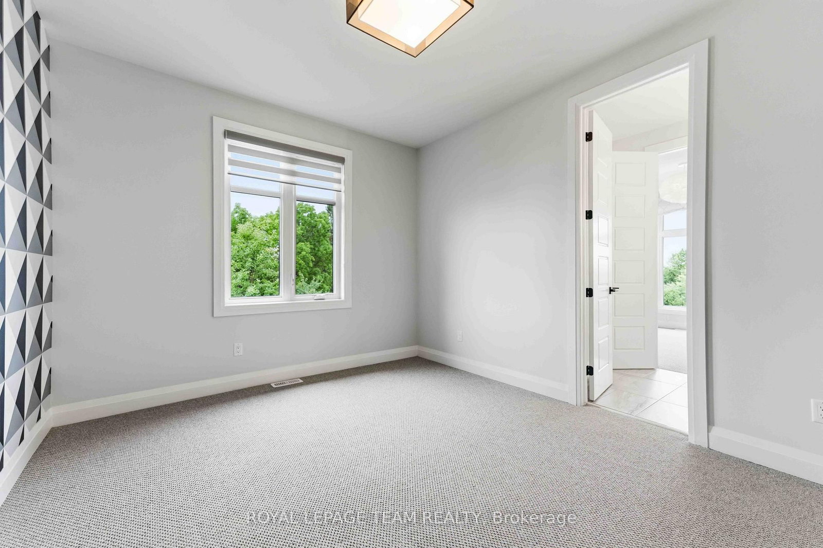 521 Bridgeport Avenue • Ottawa, ON photo 36