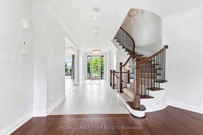 521 Bridgeport Avenue • Ottawa, ON photo 4