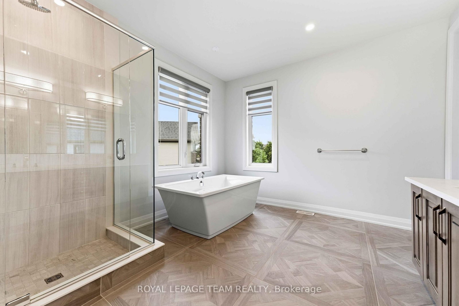 521 Bridgeport Avenue • Ottawa, ON photo 41
