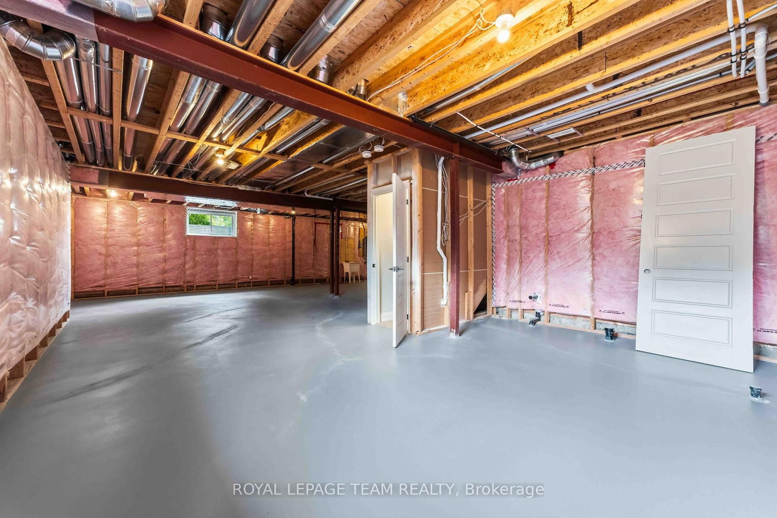 521 Bridgeport Avenue • Ottawa, ON photo 43