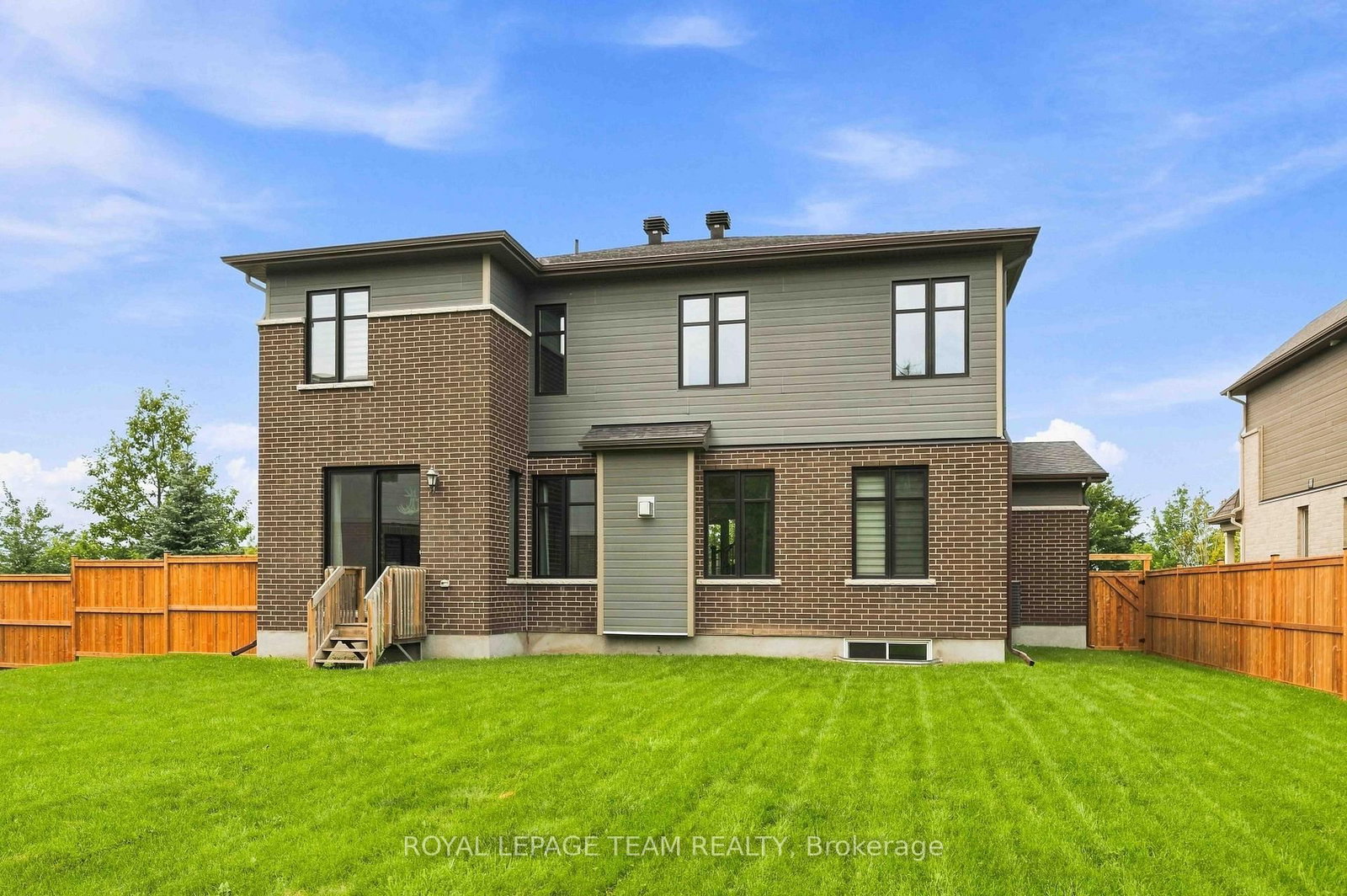 521 Bridgeport Avenue • Ottawa, ON photo 48