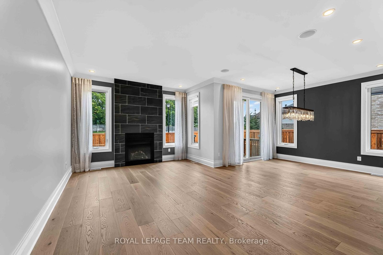 513 Bridgeport Avenue • Ottawa, ON photo 3