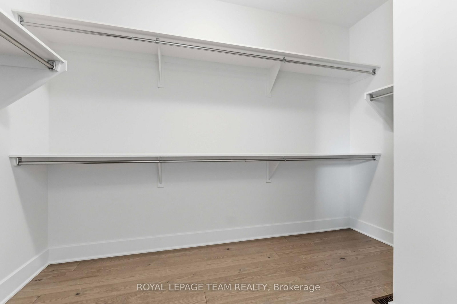 517 Bridgeport Avenue • Ottawa, ON photo 17