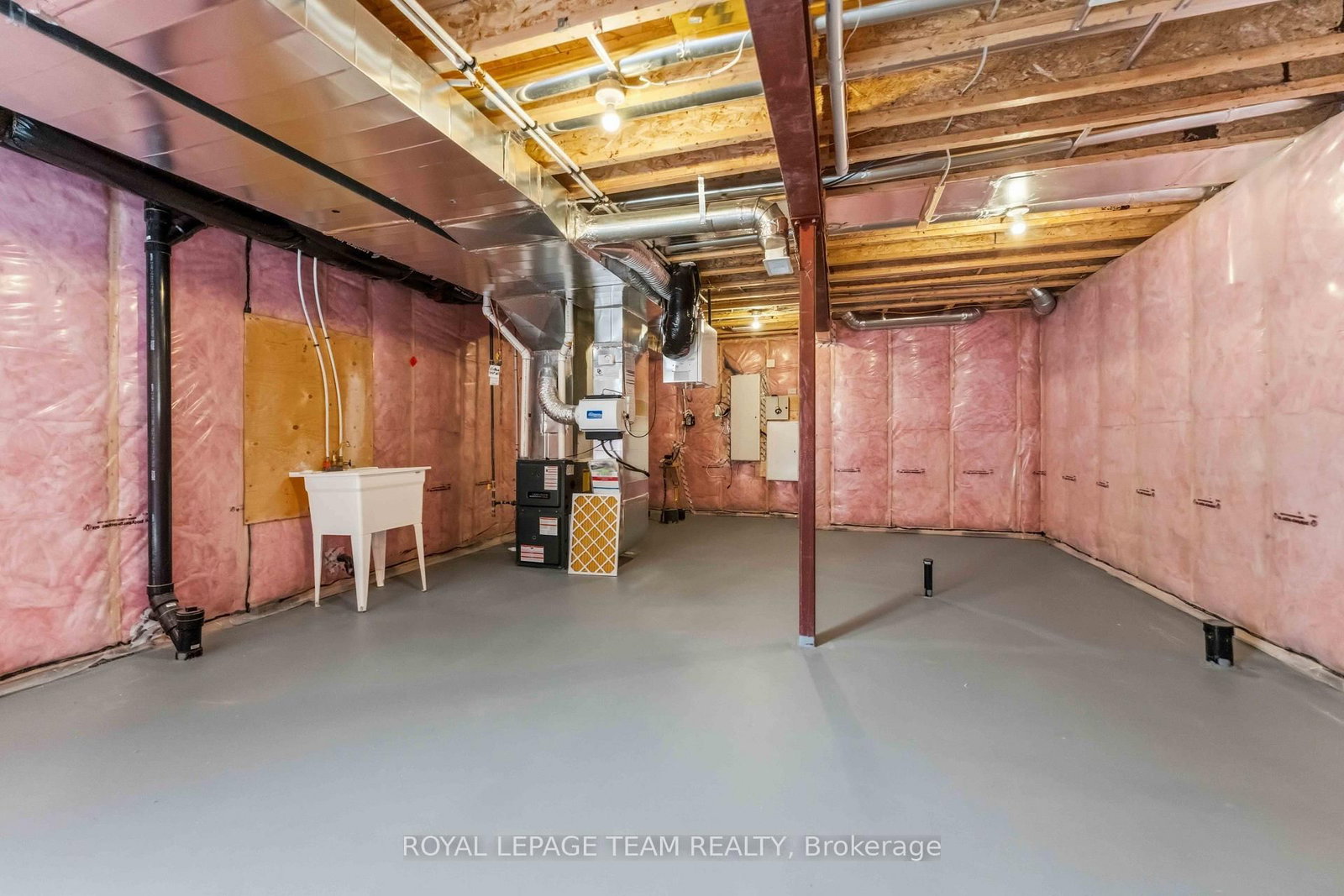 517 Bridgeport Avenue • Ottawa, ON photo 30