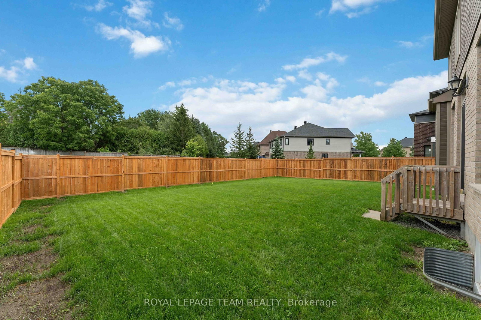 517 Bridgeport Avenue • Ottawa, ON photo 34