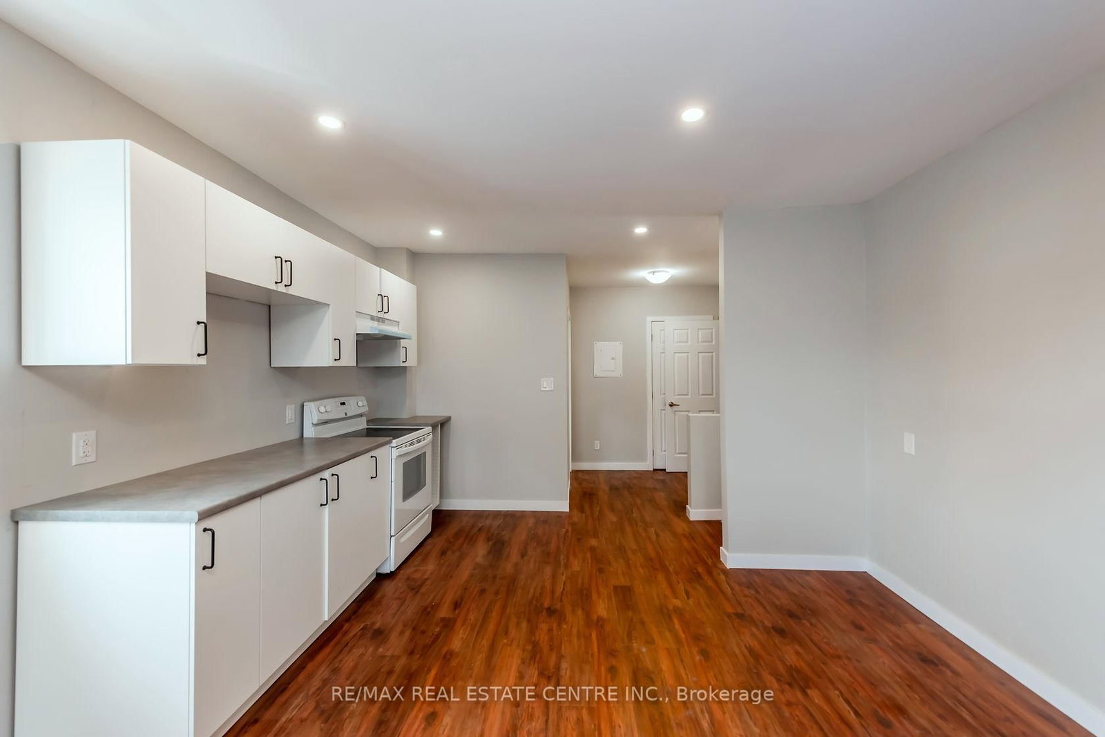 A - 104 Beach Road, Hamilton 5